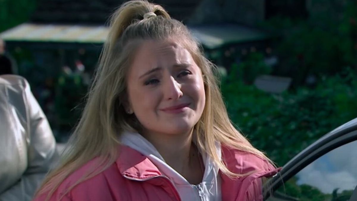 Emmerdale Airs Heartbreaking Double Exit As Villager Returns With Emmerdale Airs Heartbreaking Double Exit As Villager Returns With